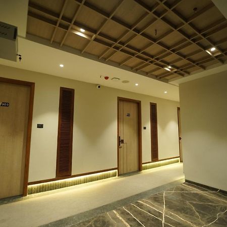 Hotel Laksh Rāipur Eksteriør billede