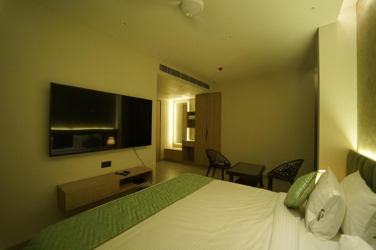 Hotel Laksh Rāipur Eksteriør billede