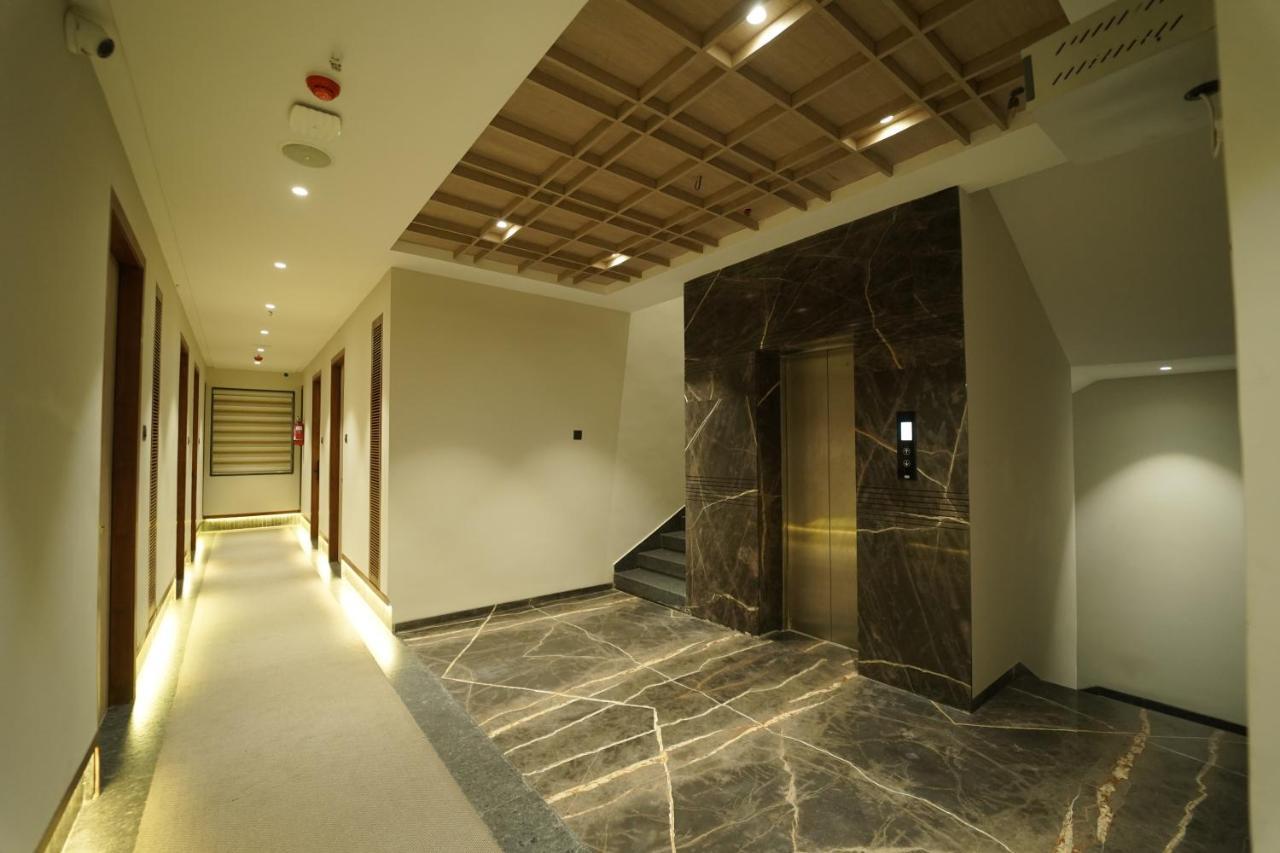 Hotel Laksh Rāipur Eksteriør billede